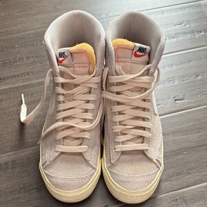 Nike High-Top Sneakers in Light Pink and Soft Yellow